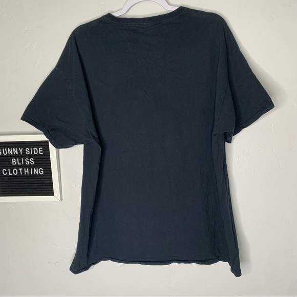 Raccoon In Trash Can Short Sleeve Crewneck Tee Size Extra Large - Picture 7 of 11